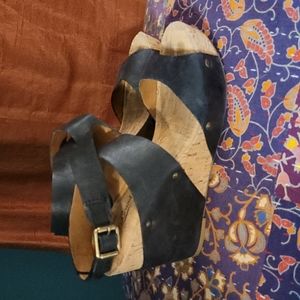 Lucky Brand, Size 8, Black Wedge Sandals